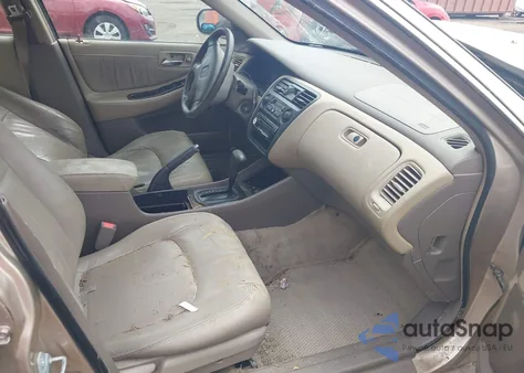 2000 Honda Accord 3.0 Ex from USA, damaged, VIN 1HGCG1655YA081764